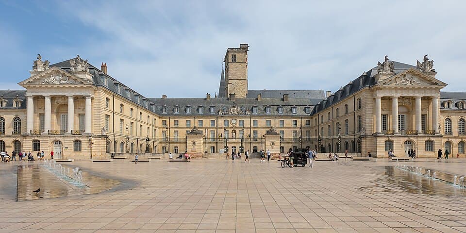 Car rental in Dijon