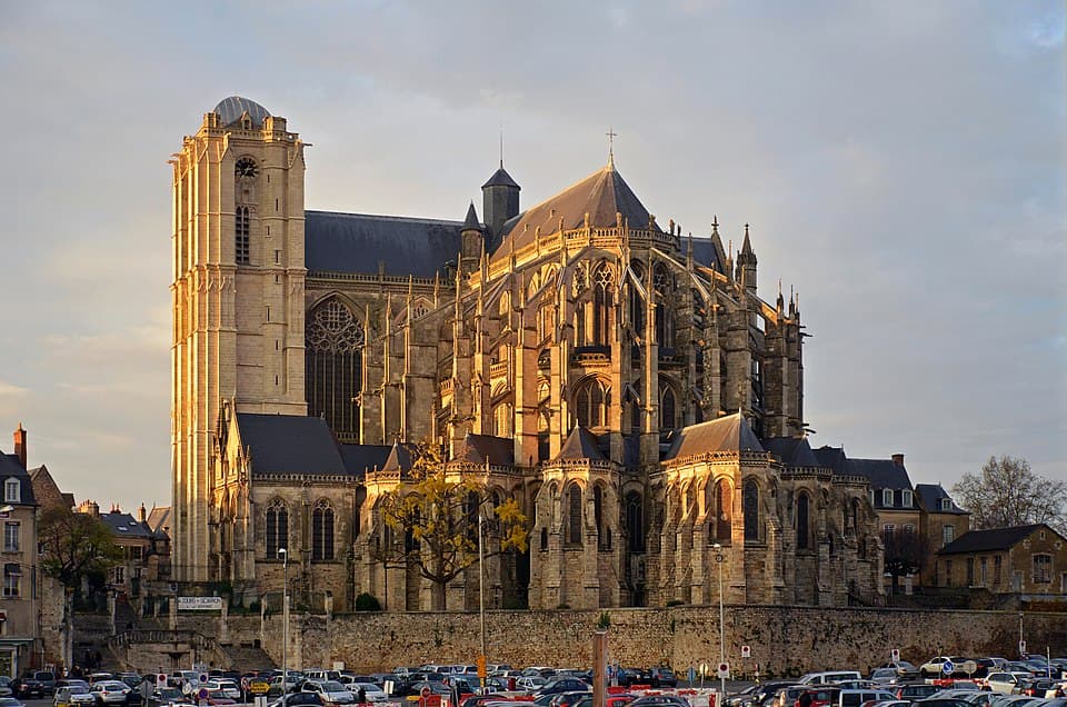 Car rental in Le Mans